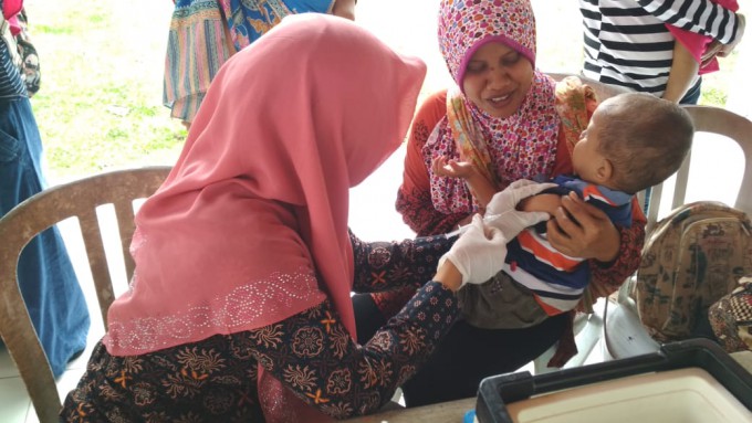 INGIN BALITA SEHAT? JANGAN TAKUT IMMUNISASI
