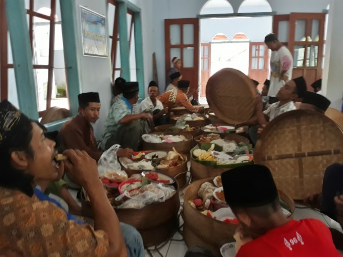 Tradisi Tenongan, Ikon Peringatan Maulid Nabi Muhammad SAW di Dusun Sambeng